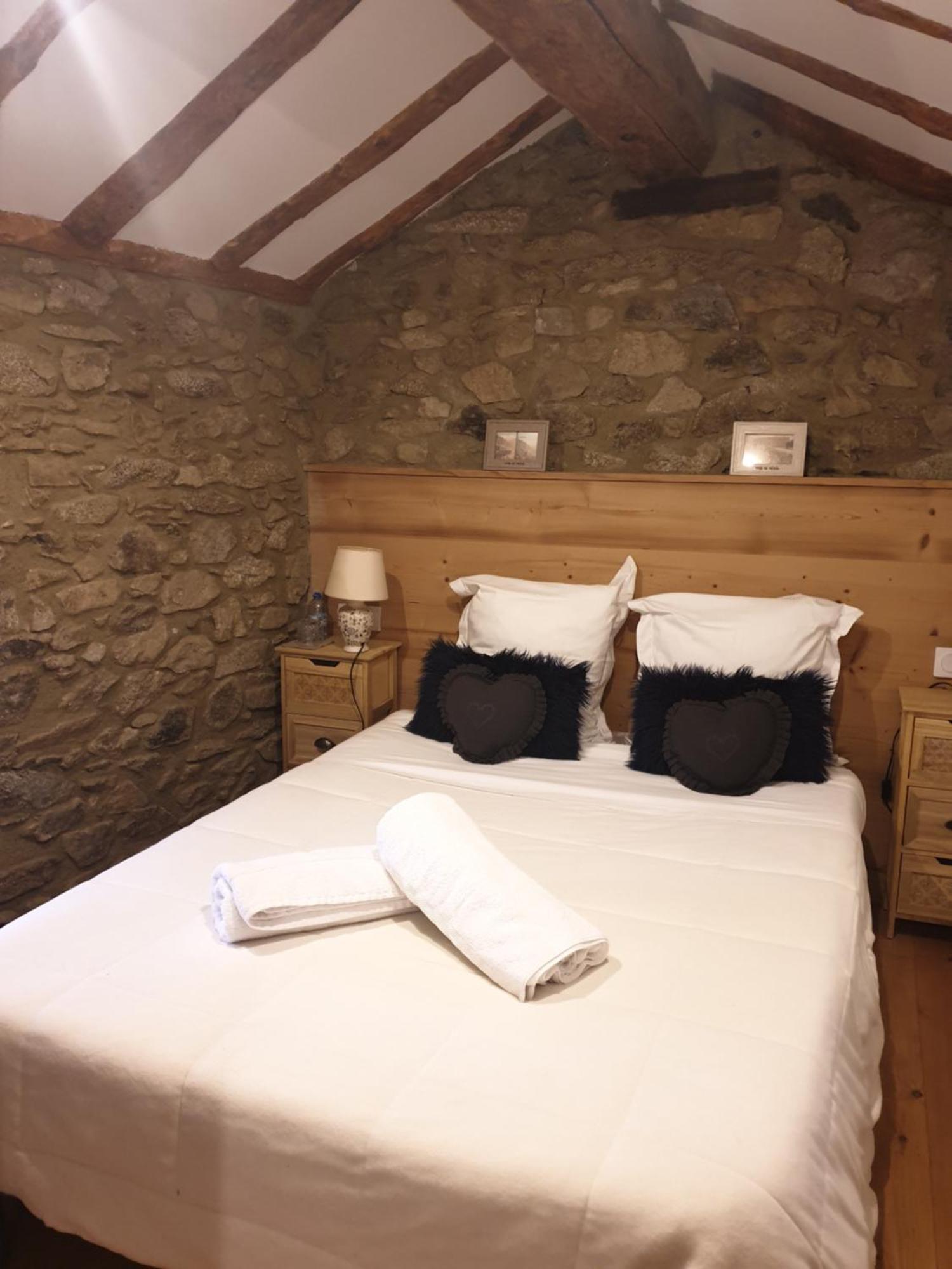 Hotel La Petite Chapelle Font-Romeu-Odeillo-Via Exteriér fotografie